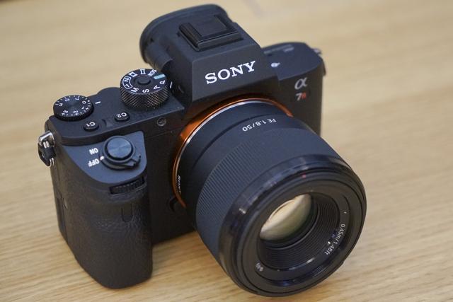 Sony and Porsche design joint mobile phone 